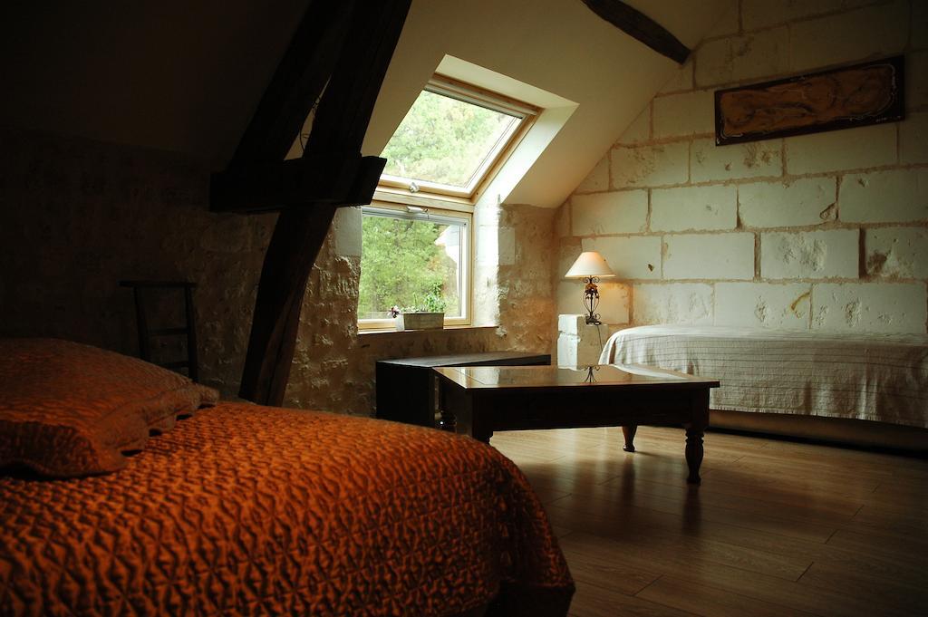 Les Pierres D'Aurele Chambres D'Hotes Saint-Georges-sur-Cher Rum bild