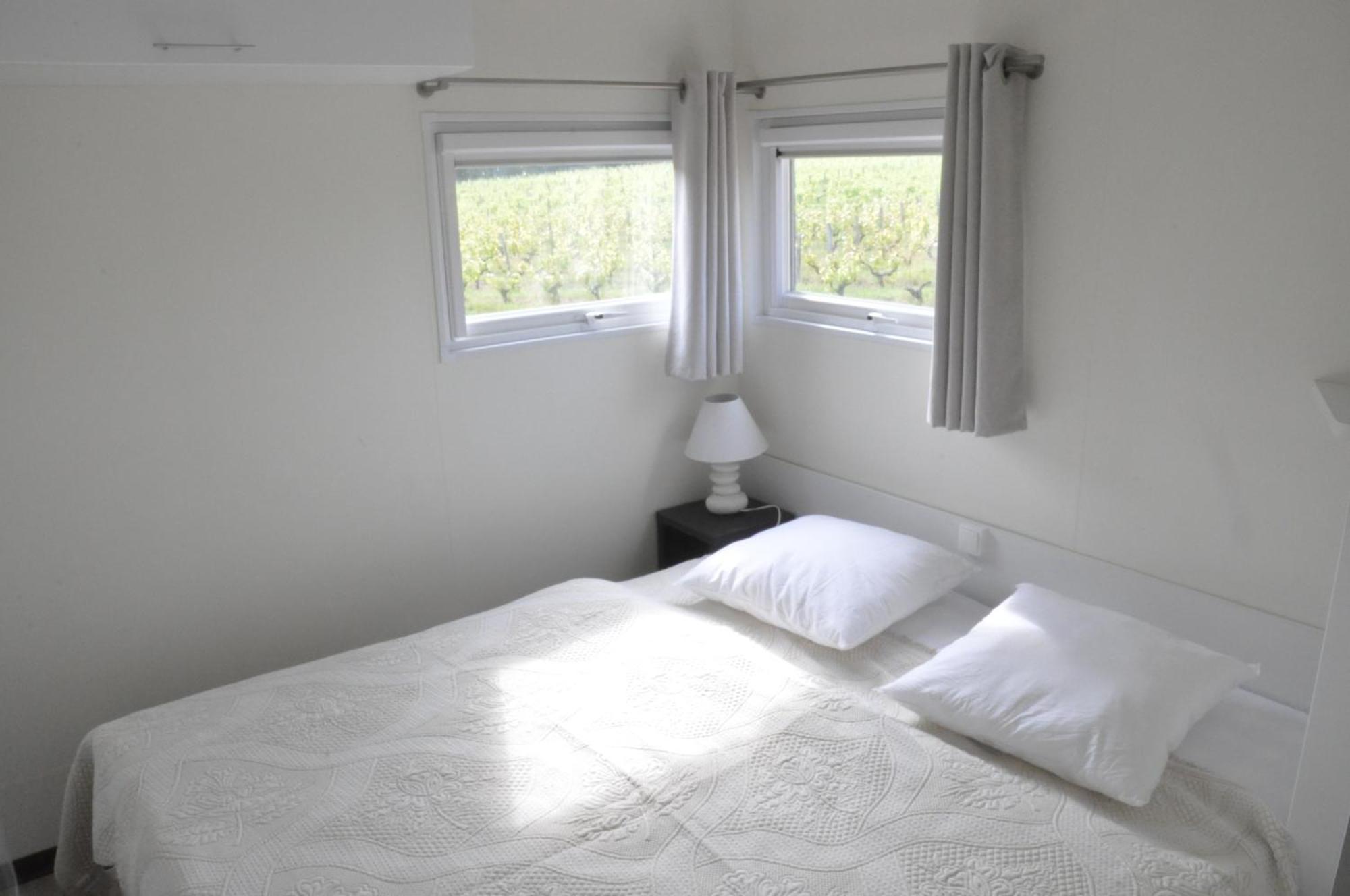 Les Pierres D'Aurele Chambres D'Hotes Saint-Georges-sur-Cher Rum bild