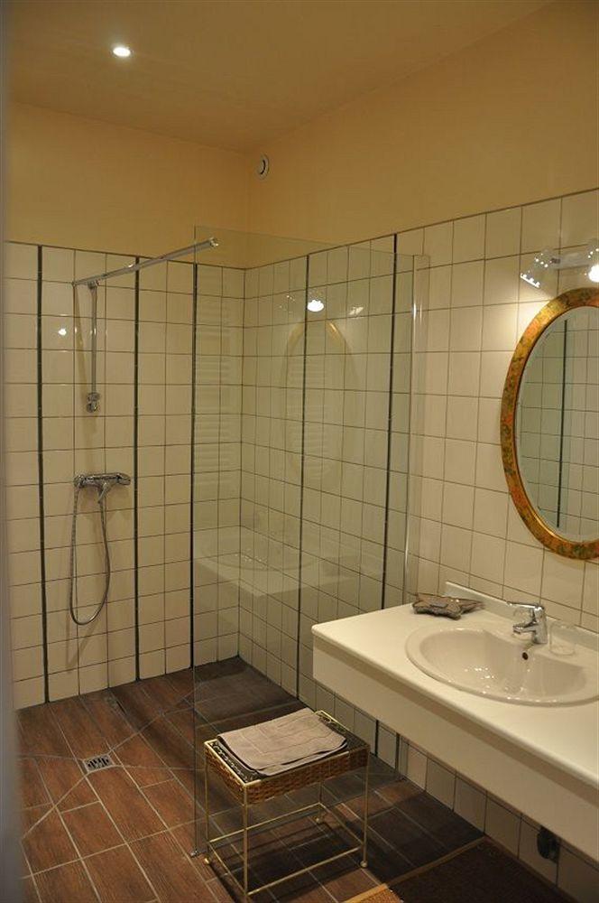 Les Pierres D'Aurele Chambres D'Hotes Saint-Georges-sur-Cher Exteriör bild